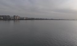 Mersin Büyükşehir Belediyesi, vatandaşların sabah sporuna eşlik ediyor