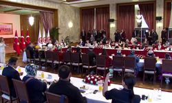 Numan Kurtulmuş, 23 Nisan Çocuk Şenliği kapsamında farklı ülkelerden gelen çocukları kabul etti