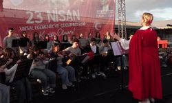 Osmangazi'de 23 Nisan'a özel Cahit Berkay konseri