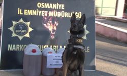 Osmaniye'de uyuşturucu operasyonu... Bir otomobilin yakıt deposunda gizlenen 49 kilo metamfetamini ele geçirildi