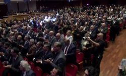 Özgür Özel: 'Biz maçı, mücadeleyi ve geleceği zihninde kazanmış kadrolarız. Eninde sonunda hep beraber kazanacağız'