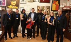 Seferihisar REBETEOS Akademi, Uluslararası Dans Yarışması'nda zirvede