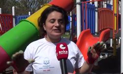 Sinop'ta üniversitelilerden sosyal sorumluluk örneği: Barış Manço Parkı'ndaki oyun grupları ve banklar öğrencilerce boyandı