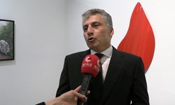 Taksim Sanat'ta 'Yüzeyin Derinliği' yolculuğu: 20 sanatçıdan 60 eser sanatseverlerle buluştu