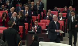 TBMM Genel Kurulu 23 Nisan Özel Oturumu... Müsavat Dervişoğlu: 'Bir daha hiçbir 23 Nisan'a mahcubiyetin gölgesi düşmesin'