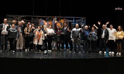 Türk Telekom, 'Erişilebilir Tiyatro' projesi kapsamında 'Ebedi Barış' oyununu erişilebilir kıldı