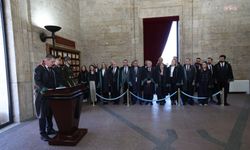 Türkiye Barolar Birliği, Avukatlar Günü etkinlikleri kapsamında Anıtkabir'i ziyaret etti