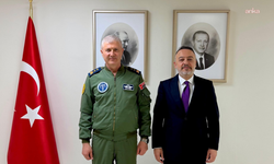 Türkiye'nin Şam Büyükelçisi Yılmaz, Hava Kuvvetleri Komutanlığı Harekat Başkanı Tümgeneral Uzun başkanlığındaki heyet ile görüştü