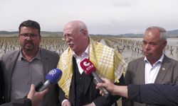 TZOB Genel Başkanı Bayraktar, Gediz Nehri taşkınında zarar gören arazilerde inceleme yaptı: TARSİM kapsamında olmayan üreticilerimize destek istiyoruz'