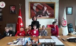 Uşak Belediyesi'nde 23 Nisan Ulusal Egemenlik ve Çocuk Bayramı kutlaması