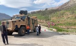 Van Çatak ilçesinde köprü çöktü: 40 haneli mahalle 10 gündür mahsur