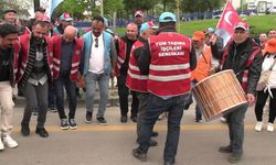 1 Mayıs Emek ve Dayanışma Günü... Ankara'da binlerce vatandaşın katılımıyla kutlandı