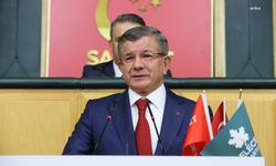 Ahmet Davutoğlu'ndan Galatasaray'a şampiyonluk tebriği