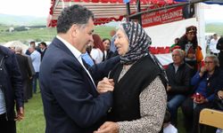 Ardahan Belediye Başkanı Demir'den Anneler Günü mesajı