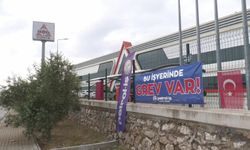 Aylin Nazlıaka, Anneler Günü dolayısıyla grevdeki Temel Conta işçileriyle buluştu