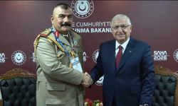 Bakan Güler, Irak Genelkurmay Başkan Yardımcısı Korgeneral Harbiye'yi kabul etti