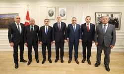 Bakan Işıkhan, Türkiye Kamu-Sen heyetini kabul etti