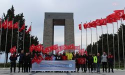 Beylikdüzü'nden Çanakkale'ye anlamlı yolculuk... Sporcular, 330 kilometrelik parkurda pedal çevirdi