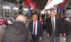 CHP 81 ilde sahada... Çorumlu çiftçi CHP'ye dert yandı: Çocuklarımı evlendirmek için traktörümü sattım, altına yetişemiyoruz