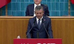 CHP Grup Toplantısı... Özgür Özel: 'Delegenin vermediğini saraydan dilenenlere söylüyorum: Bırak saraylara mermer olmayı'