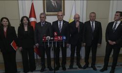 CHP'den İYİ Parti'ye ara seçim ziyareti... Turhan Çömez: 'Millet önüne konabilecek her türlü sandığa sonuna kadar destek veririz'
