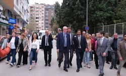 CHP'li Ertuğrul'a dert yanan esnaf: Bir karpuzu 5 kişiye veriyoruz