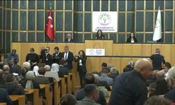 DEM Parti Grup Toplantısı... Tuncer Bakırhan: 'Tarih cesaret edenleri yazar, buyurun tarih yazalım Sayın Erdoğan'