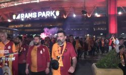 Galatasaray taraftarları şampiyonluğu kutladı... İnan Güney, Silivri'den Taksim ve İstiklal'deki kutlamalara selam gönderdi