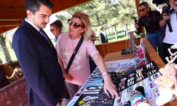 Hüseyin Can Güner'den Kadın Emeği Pazarı'na destek ziyareti