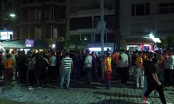 İzmir'de Galatasaray'ın şampiyonluğu coşkuyla kutlandı