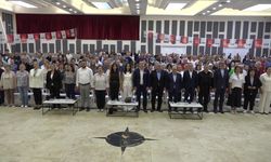 Kuşadası'nda CHP danışma toplantısına Ömer Günel'in mesajı damga vurdu