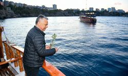 Muratpaşa'da Hıdırellez dilekleri Akdeniz'e bırakılacak