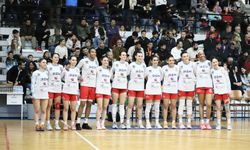 Turgutlu Belediyesi Kadın Basketbol Takımı, play-off'ta şampiyonluk mücadelesine çıkıyor