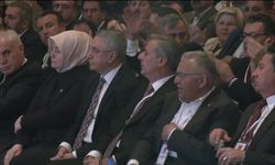 Türkiye Belediyeler Birliği'nin seçimli toplantısında İmamoğlu'nun mesajının okunduğu sırada arbede çıktı