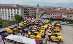 Yozgat'ta onlarca biçerdöver davul zurna eşliğinde Güneydoğu'ya uğurlandı