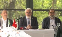 Zekeriya Yapıcıoğlu: 'Sandık, 2027'de gelebilir, memleket için en faydalı adayı destekleriz'