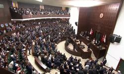 AK Parti Grup Toplantısı... Cumhurbaşkanı Erdoğan'dan CHP'ye: 'Temennimiz, saatli bir bombaya dönüşen bu krizin bir an önce aşılmasıdır'