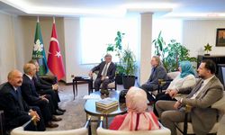 Alevi Vakıfları Federasyonu Genel Başkanı Doğan'dan Gelecek Partisi Genel Başkanı Davutoğlu'na ziyaret