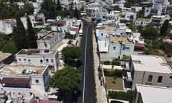 Bodrum Belediyesi, yol yapım ve onarım çalışmalarına aralıksız devam ediyor