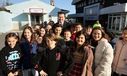 Bora Balcıoğlu'ndan karnelerini alan öğrencilere mesaj: Kalbim ve sevgim sizinle