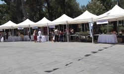 Bornova'da bilim meşalesi yandı