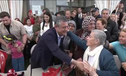 CHP Grup Başkanı Özel, Burdur'da: 'Milletin kaybetmeye tahammülü, benim de milletin önünden çekilmeye hakkım yoktur'