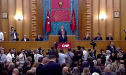 CHP Grup Toplantısı... Özgür Özel: 'Eskimiş, köhnemiş, yozlaşmış bu çirkin zihniyeti geride bıraktık'