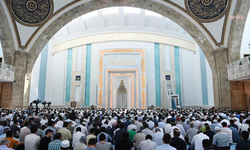 Diyanet'in cuma hutbesinde 'Kerbela' vurgusu: İslam kardeşliğine zarar verecek her türlü söz, tutum ve davranıştan kaçınmalıyız
