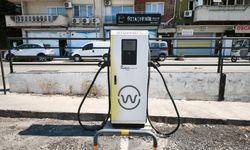 Efeler Belediyesi'nin elektrikli araç şarj istasyonları hizmette