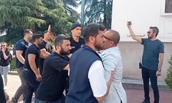 Eğitim-İş Şube Başkanı Rona, koruma polislerinin engellemesine rağmen Bakan Tekin ile görüştü
