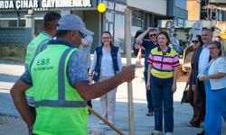Eskişehir Büyükşehir Belediye Başkanı Ünlüce, yol çalışmalarını sahada inceledi