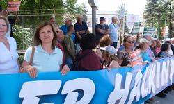 Eskişehir'de hastane özelleştirmelerine karşı insan zinciri oluşturuldu