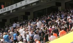 Fenerbahçe Kongresi gergin başladı... Divan Başkanı Mosturoğlu birlik ve beraberlik çağrısı yaptı