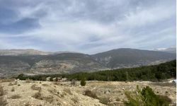 Finike'de 24 yıl sürmesi planlanan mermer ocağı projesine 'ÇED Olumlu' kararı: 'Arazi ilk haline getirilemeyecek'